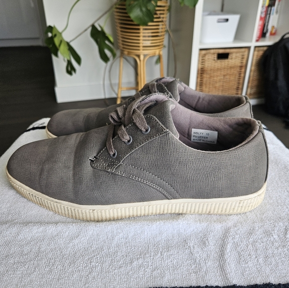 Steve Madden men's casual size 10 - Picture 3 of 6